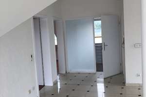Exklusive 3-Zimmer-Dachgeschosswohnung in Mülheim, Köln – Im Winkel 0, 51063 Mülheim (Ortsteil), Köln – Vorschaubild 2
