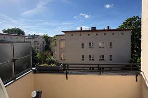 Helle 2-Zimmer-Wohnung mit Balkon und Blick ins Grüne in Berlin – Die vollständige Adresse der Immobilie erhältst du vom Anbieter., 14169 Zehlendorf, Berlin – Vorschaubild 5
