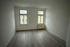 Großzügige 3-Zimmer mit Garage, Laminat, EBK und Wannenbad in guter Lage – Zwickauer Straße 408, 9117 Siegmar, Chemnitz – Vorschaubild 6
