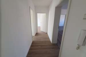 In Bremerhaven Mitte: Renovierte 3 Zimmer mit Balkon – An der Allee 41, 27568 Mitte, Bremerhaven – Vorschaubild 7