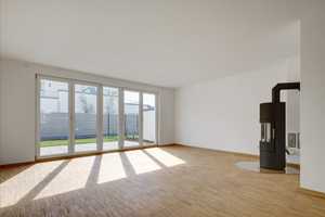 Benrath: Townhouse mit EBK, Terrassen und kleinem Garten in Rheinnähe – Leitenstorfferstr. 15a, 40597 Düsseldorf – Vorschaubild 3