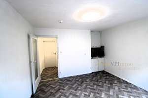 Einziehen und Wohlfühlen!
Charmantes Apartment in guter und zentraler Lage/Augsburg! – Die vollständige Adresse der Immobilie erhältst du vom Anbieter., 86153 Bleich und Pfärrle, Augsburg – Vorschaubild 3