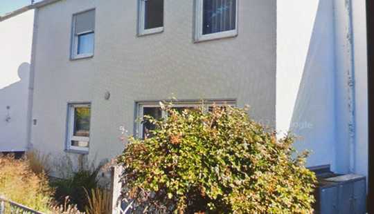 Bild von Gepflegtes Einfamilienhaus in Frankfurt Nieder-Erlenbach in ruhiger Lage zu verkaufen