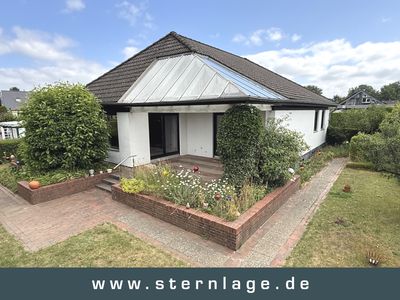 Neumünster: Charmanter Bungalow mit Vollkeller in naturnaher Lage