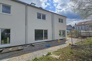 Neubau in bester Nachbarschaft, südlich ausgerichtetes Reihenendhaus (Haus- Nr. 4 laut Plan) – Die vollständige Adresse der Immobilie erhältst du vom Anbieter., 85649 Brunnthal – Vorschaubild 7