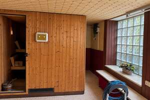 Winkelbungalow mit großem Grundstück, Indoor-Pool & Entwicklungspotenzial – 47804 Benrad-Süd, Krefeld – Vorschaubild 14