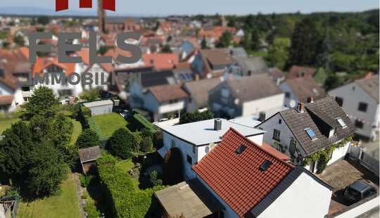 Bild von Aufgepasst! Tolles Altstadtanwesen mit Traumgrundstück in Langen