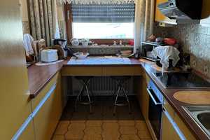 Einfamilienhaus mit Garage und Garten – Reutlingen (Kreis) – Vorschaubild 11