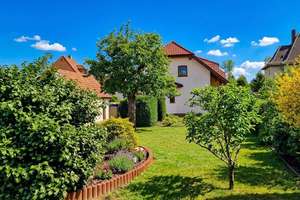 Traumhaus mit Garten und Whirlpool – Die vollständige Adresse der Immobilie erhältst du vom Anbieter., 1108 Weixdorf, Dresden – Vorschaubild 11