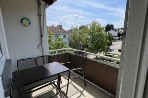 4-Zimmer-Wohnung mit Balkon und viel Potenzial in Mainz-Finthen – Die vollständige Adresse der Immobilie erhältst du vom Anbieter., 55126 Finthen, Mainz – Vorschaubild 10