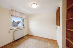 Familientraum: 2-3-Familienhaus in bester Lage Oßweils – Die vollständige Adresse der Immobilie erhältst du vom Anbieter., 71640 Oßweil, Ludwigsburg – Vorschaubild 11