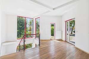 Top Investition !! Exklusives Bürogebäude - frisch renoviert - in markanter Stadtlage – Die vollständige Adresse der Immobilie erhältst du vom Anbieter., 85055 Nordost, Ingolstadt – Vorschaubild 2