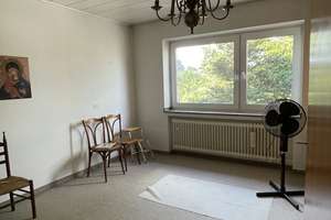 Haus mit 8 Zi. Garage in Tönisvorst, Keller, sep. Wohneinht. mit 4 Badezimmer und 3 Küchen – Die vollständige Adresse der Immobilie erhältst du vom Anbieter., 47918 Tönisvorst – Vorschaubild 14