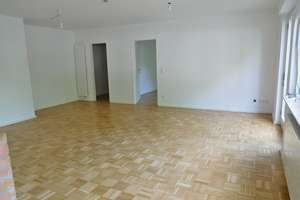 Modernisiertes Ein- bis Dreifamilienhaus in Bad Godesberg -   Muffendorf – Die vollständige Adresse der Immobilie erhältst du vom Anbieter., 53177 Muffendorf, Bonn – Vorschaubild 4
