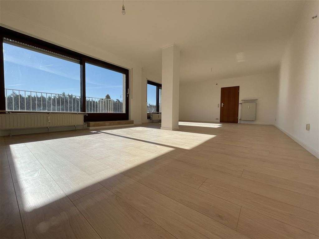 Immobilie in Röthenbach an der Pegnitz - Penthouse Wohnung mit Dachterrasse in Röthenbach a.d. Pegnitz - Bild 2