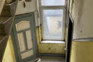 Lukratives Entwicklungsobjekt - Mehrfamilienhaus mit Gewerbe zur eigenen Neugestaltung – Die vollständige Adresse der Immobilie erhältst du vom Anbieter., 47053 Hochfeld, Duisburg – Vorschaubild 4