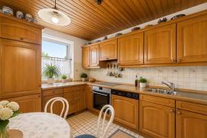 4-Zimmer-Wohnung mit Balkon und Modernisierungspotenzial – ideal für Eigennutzer & Kapitalanleger – Die vollständige Adresse der Immobilie erhältst du vom Anbieter., 81245 Altaubing, München – Vorschaubild 2