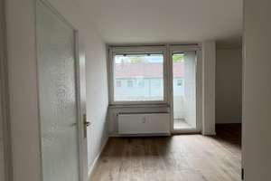 Hier genießt man das Leben im grünen - 3 Zimmern mit EBK + Balkon – Lindenstraße 43, 38448 Vorsfelde, Wolfsburg – Vorschaubild 12
