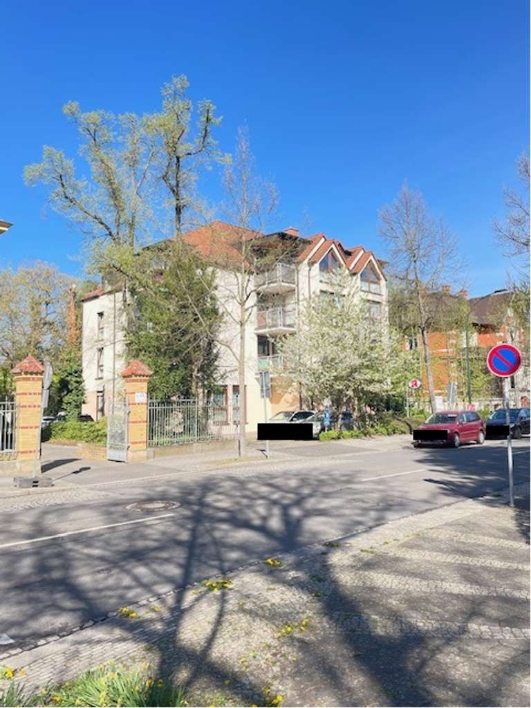 Immobilie in Markkleeberg - Zwei Eigentumswohnungen im Paket Ideale Kapitalanlage, Vermietet an einen Psychotherapeut + 2 Stpl. - Bild 0