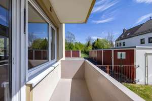 Frisch sanierte 4-ZKB mit Balkon & separatem WC in ruhiger Lage – Provisionsfrei – Hirblingerstraße  158c, 86156 Oberhausen-Süd, Augsburg – Vorschaubild 3