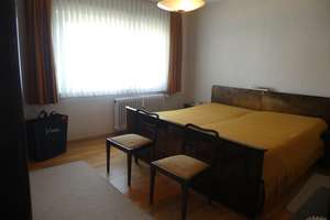 Renovierungsbedürftiges Zweifamilienhaus mit Pool – viel Potenzial zur individuellen Gestaltung! – Die vollständige Adresse der Immobilie erhältst du vom Anbieter., 64658 Fürth – Vorschaubild 8