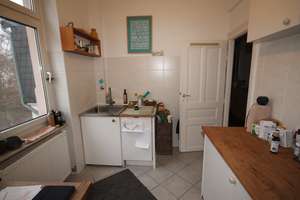 Hell und ruhig mit Parkett+EBK+Wintergarten im Altbau Nordend Ost/Bornheim nähe Berger Straße – Die vollständige Adresse der Immobilie erhältst du vom Anbieter., 60385 Ostend, Frankfurt am Main – Vorschaubild 4