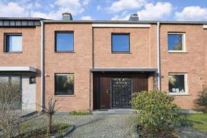 Begehrtes Krefeld-Fischeln! Lichtdurchflutetes Einfamilien-Reihenhaus mit Süd/West-Garten! – Die vollständige Adresse der Immobilie erhältst du vom Anbieter., 47807 Fischeln, Krefeld – Vorschaubild 2