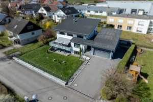 MODERNES WOHNEN MIT EINLIEGERWOHNUNG UND GARTENPARADIES IN BALLENDORF – Alb-Donau-Kreis – Vorschaubild 3