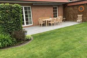 Viel Freiraum: Einfamilienhaus mit Carport in Uetersen