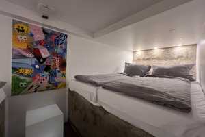 LUXUS Hausboot - 3 Etagen - 100m² Wohnen + 120 m² SONNENTERRASSE - Kamin, Kino, komplett individuell – Potsdam – Vorschaubild 91