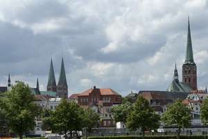 Exklusiver Erstbezug einer  Neubauwohnung direkt am Falkendamm mit Blick über die Lübecker Altstadt 