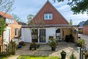 Charmantes Einfamilienhaus in zentraler Lage von Aurich – Die vollständige Adresse der Immobilie erhältst du vom Anbieter., 26603 Aurich – Vorschaubild 18