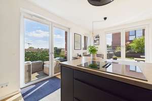 Exklusive Penthouse-Wohnung im Herzen von HH-Barmbek – ein Zuhause, das keine Wünsche offenlässt – Die vollständige Adresse der Immobilie erhältst du vom Anbieter., 22307 Barmbek-Nord, Hamburg – Vorschaubild 3