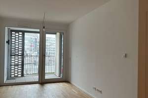 3-Zimmer-Wohnung mit Loggia am Kieler Bootshafen 