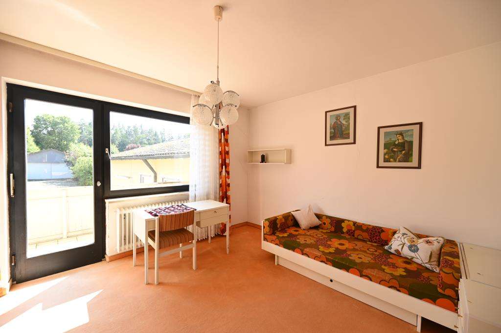 Immobilie in Breitenbrunn - Stilvoller Wohntraum - 
Großzügig Wohnen & Arbeiten & Leben!
  Breitenbrunn - Gimpertshausen - Bild 5