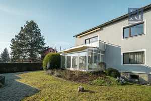 Großzügiges Haus mit 2 Wohneinheiten, Ausbauoption und Gartenparadies – Würzburg (Kreis) – Vorschaubild 1