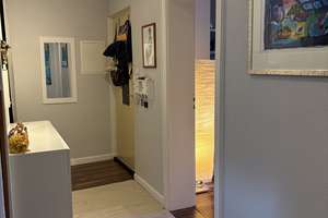 Helle 3-Zimmer Wohnung im 5. OG mit Balkon in Wiesbaden-Mitte – Die vollständige Adresse der Immobilie erhältst du vom Anbieter., 65185 Mitte, Wiesbaden – Vorschaubild 4