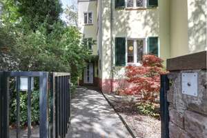 Mainz Oberstadt # großzügige 5 Zimmerwohnung im 1. Obergeschoss # Einbauküche # Gartenanteil – Am Stiftswingert 13, 55131 Oberstadt, Mainz – Vorschaubild 3