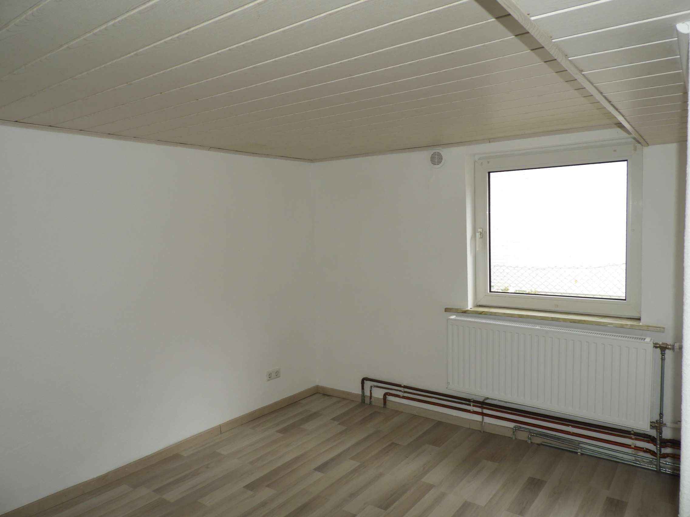 Immobilie in Schellerten - Großes Haus mit neun Zimmer in Oedelum! - Bild 19