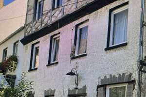 Gemütliches Reihenhaus in Löf-Kattenes – Mayen-Koblenz (Kreis) – Vorschaubild 1