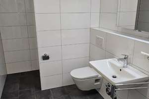 nur mit WBS!// Zwischenmiete// wunderschöne sonnige 2-Zimmer-Neubauwohnung in Freiburg-Waltershofen – Die vollständige Adresse der Immobilie erhältst du vom Anbieter., 79112 Waltershofen, Freiburg im Breisgau – Vorschaubild 3