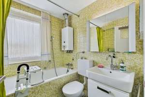 Property thumbnail 3