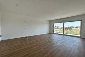 Erstbezug, Luxus 4-Zi. Wohnung, 145m², 3m Decken höhe, Aufzug, Terrasse, TG-Stellplatz – Düsseldorf – Vorschaubild 2
