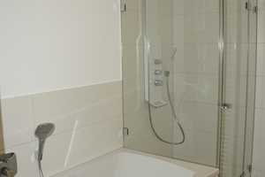 Property thumbnail 16