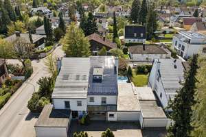 Stilvolle Doppelhaushälfte mit schönem Garten und Außenpool in begehrter Lage von München-Trudering – Die vollständige Adresse der Immobilie erhältst du vom Anbieter., 81825 Gartenstadt Trudering, München – Vorschaubild 26