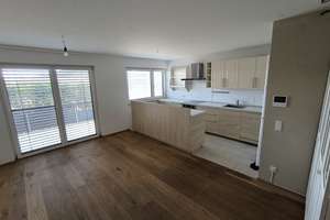 Wohnen mit Charakter: 3-Zimmer-Erdgeschosswohnung in Friedrichshafen – Hägleweg 13, 88045 Friedrichshafen – Vorschaubild 3