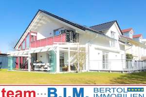 Hochklassiges Einfamilienhaus mit Pool und außergewöhnlich privatem Grundstück