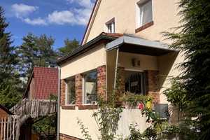 ***Kaufpreis reduziert- ein schönes Haus im Grünen zum Renovieren*** – Rosenplüterweg 19, 13465 Berlin – Vorschaubild 1