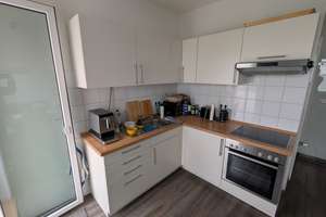 Modernisierte Wohnung mit Einbauküche im 1. OG – Bgm.-Smidt-Straße 288, 27568 Mitte, Bremerhaven – Vorschaubild 2