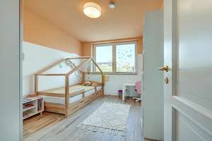 Traumhaftes Einfamilienhaus mit großer Terrasse und Blick ins Grüne - Ihr Rückzugsort in der Natur! – Die vollständige Adresse der Immobilie erhältst du vom Anbieter., 40629 Hubbelrath, Düsseldorf – Vorschaubild 23
